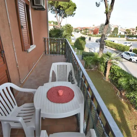 Giardino-1 By Interhome Lignano Sabbiadoro