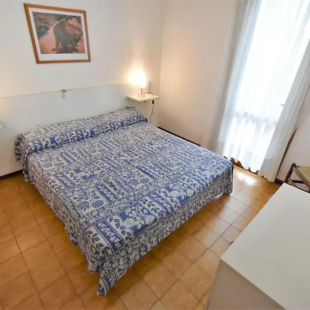 Giardino-1 By Interhome Apartamento Lignano Sabbiadoro
